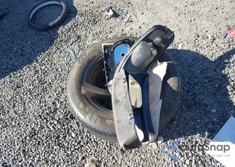 2000 Lincoln Town Car Executive from USA, damaged, VIN 1LNHM81W0YY843794